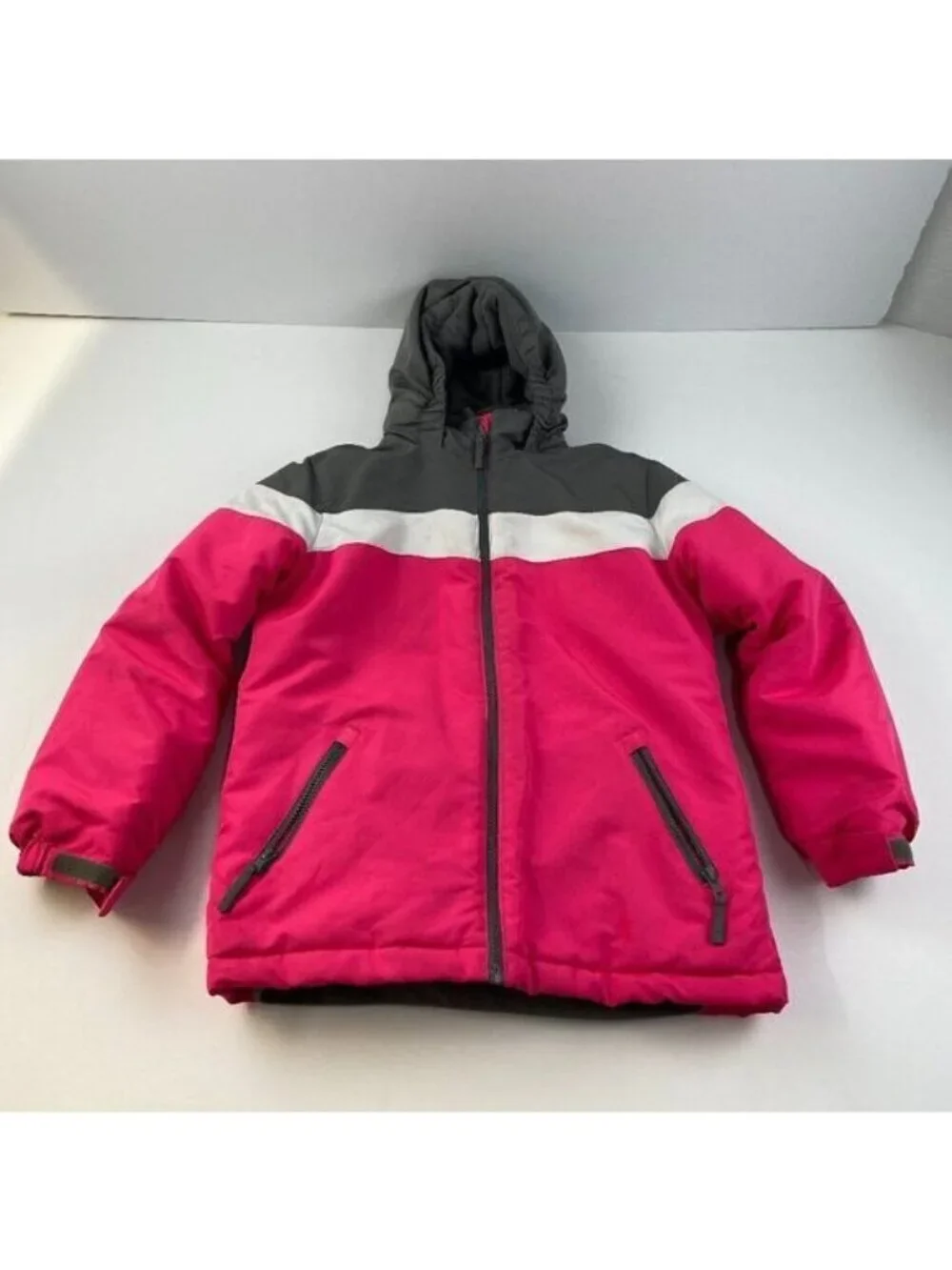 Roebuck & Co youth pink puffer with hood Comfort pre owned Big Kids Size Medium